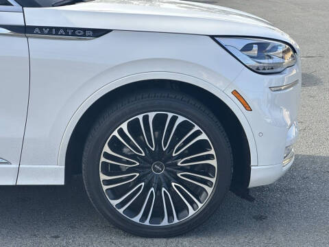 2022 Lincoln Aviator Black Label