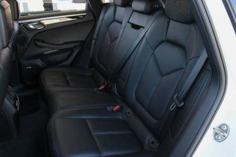 2017 Porsche Macan S