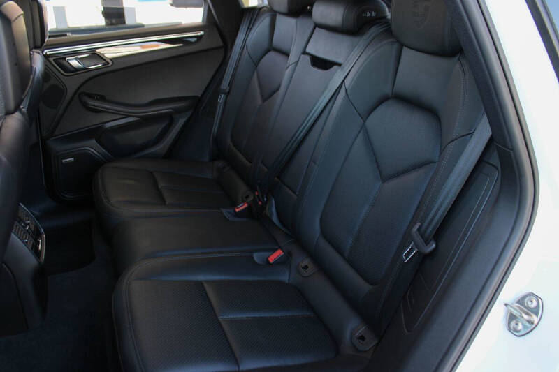 2017 Porsche Macan S