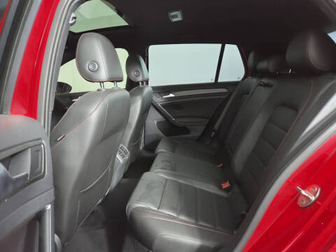 2020 Volkswagen Golf GTI SE