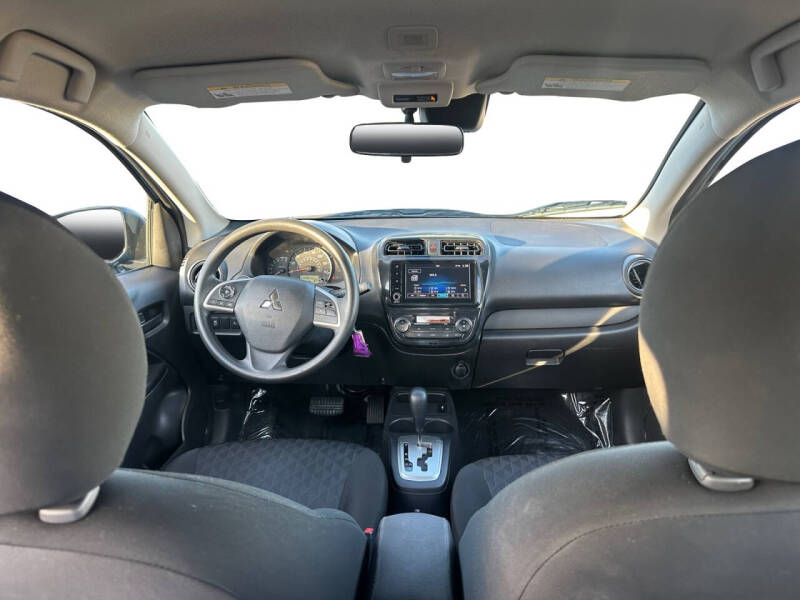 2024 Mitsubishi Mirage ES