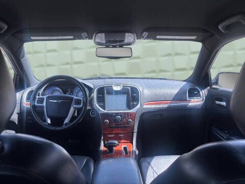 2014 Chrysler 300