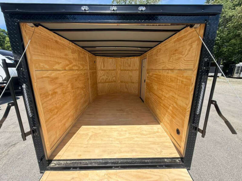 2026 J&C Suppliers 7X12SA ENCLOSED CARGO TRAILER