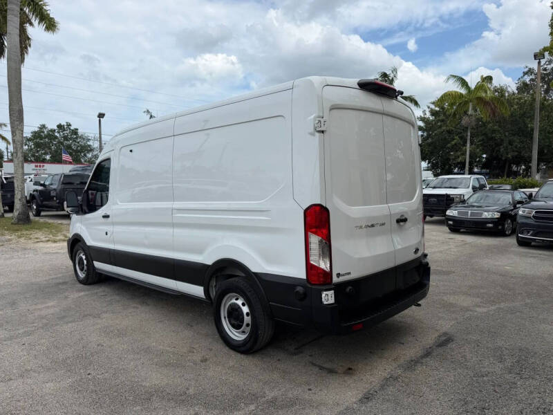 2024 Ford Transit 250