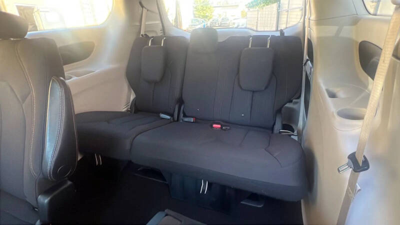 2017 Chrysler Pacifica Touring