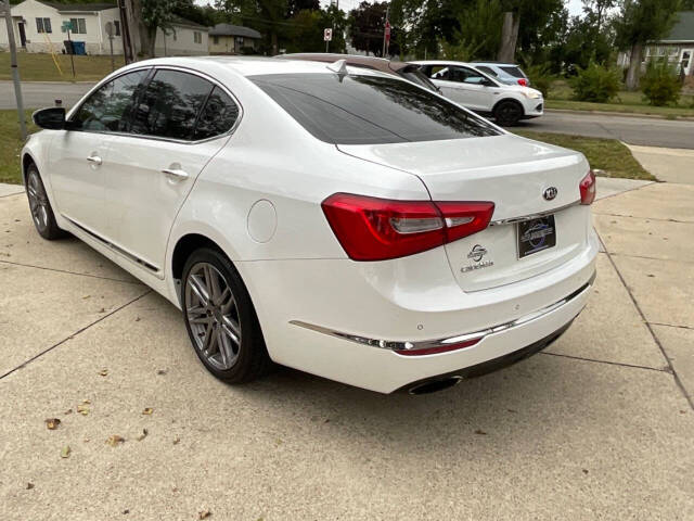 2014 Kia Cadenza for sale at Auto Connection in Waterloo, IA