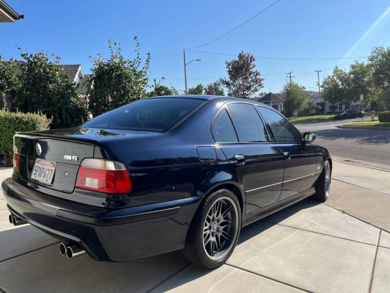 2001 BMW M5