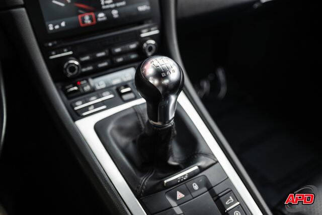 2017 Porsche 718 Cayman