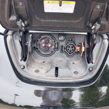 2016 Nissan LEAF SL