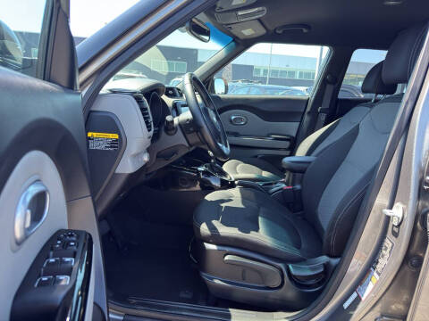 2017 Kia Soul +