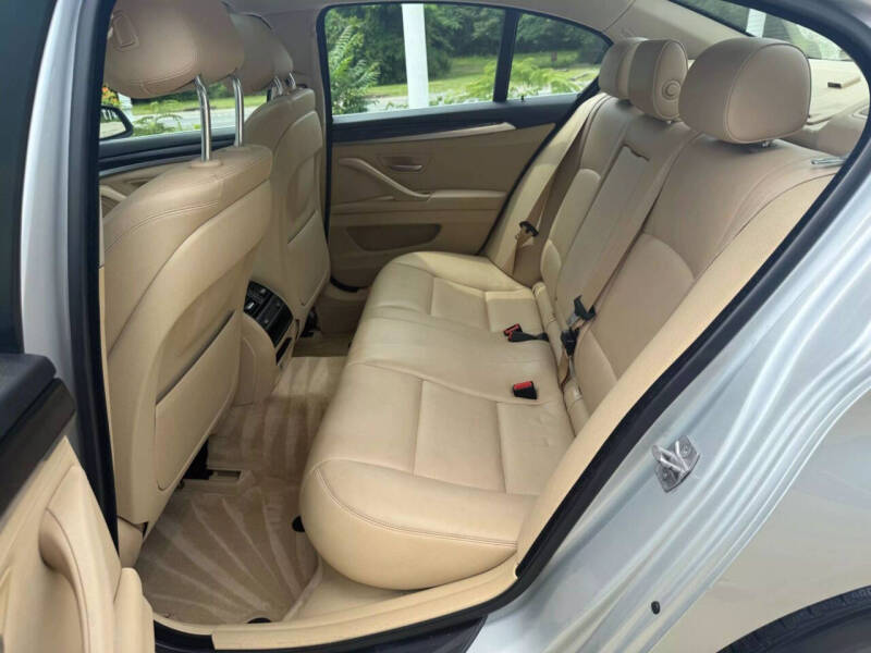 2015 BMW 5 Series 528i xDrive