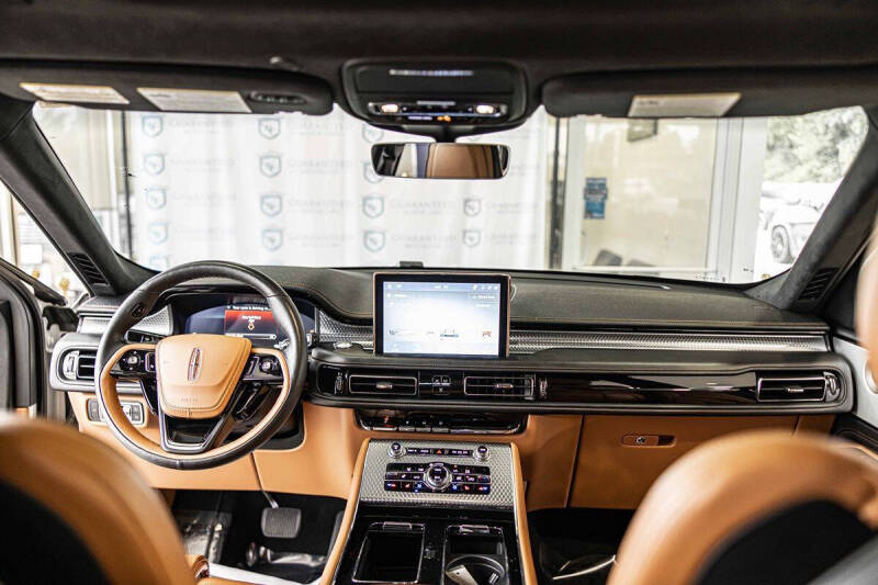 2024 Lincoln Aviator Black Label