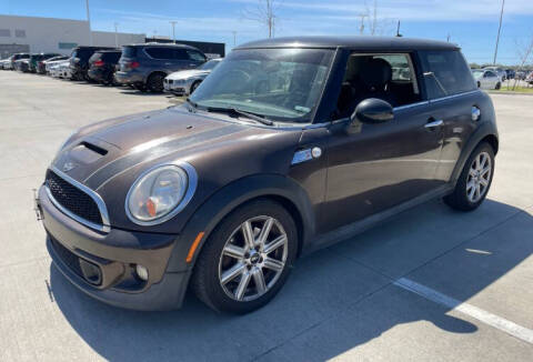 2012 MINI Cooper Hardtop for sale at Alexander's Auto Sales in North Little Rock AR