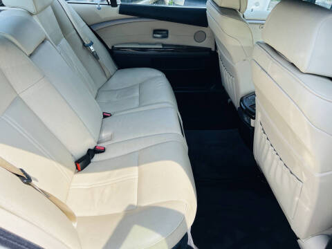 2007 BMW 7 Series 750Li