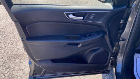 2020 Ford Edge SE