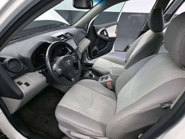 2012 Toyota RAV4 EV
