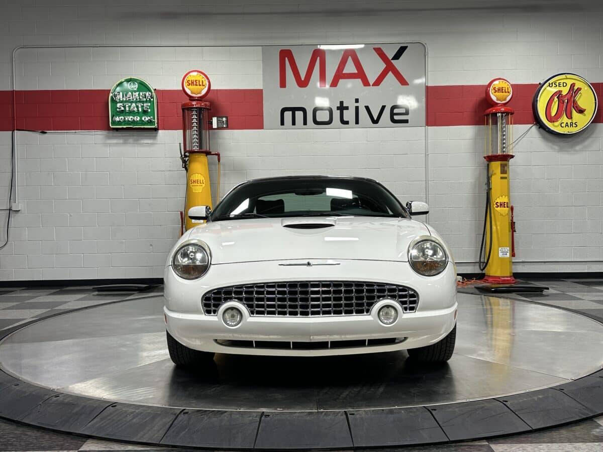2003 Ford Thunderbird 3