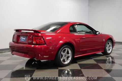 2004 Ford Mustang GT Deluxe