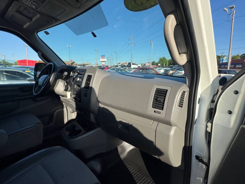 2015 Nissan NV