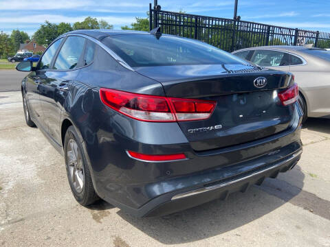 2020 Kia Optima LX