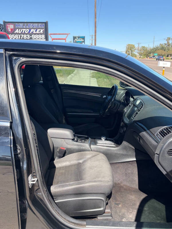 2018 Chrysler 300 Touring