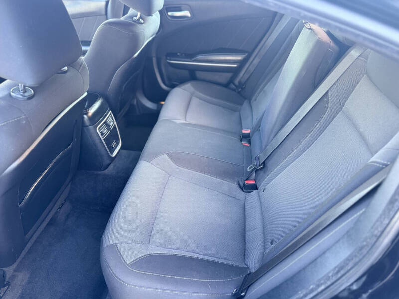 2015 Dodge Charger SXT