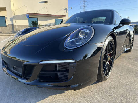 2017 Porsche 911 Carrera GTS