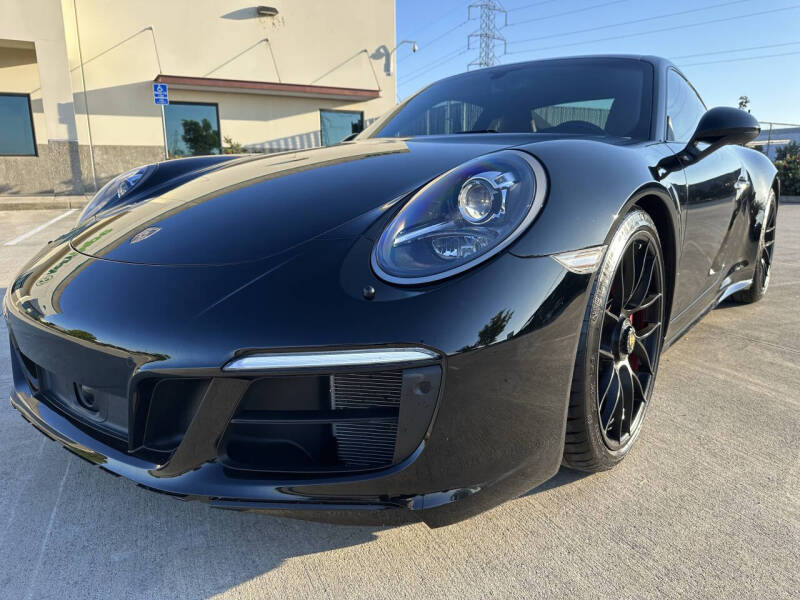 2017 Porsche 911 Carrera GTS