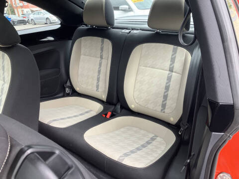 2018 Volkswagen Beetle 2.0T Coast