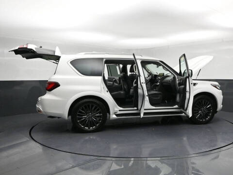 2023 Infiniti QX80 Premium Select