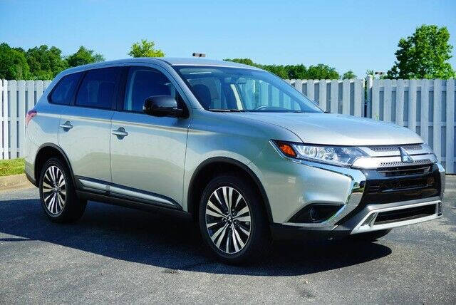 2020 Mitsubishi Outlander ES