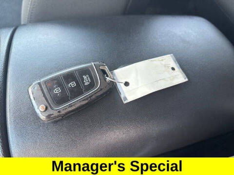 2021 Hyundai Santa Fe SE