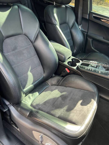 2017 Porsche Macan GTS