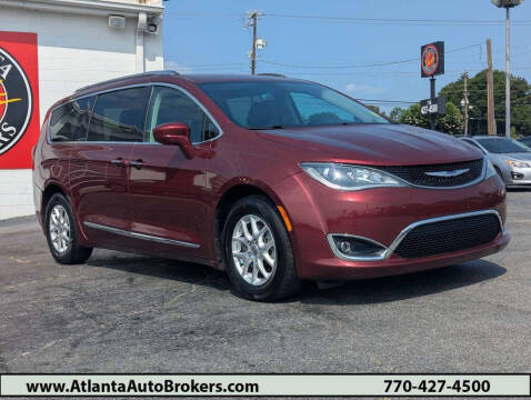 2020 Chrysler Pacifica Touring L Photo