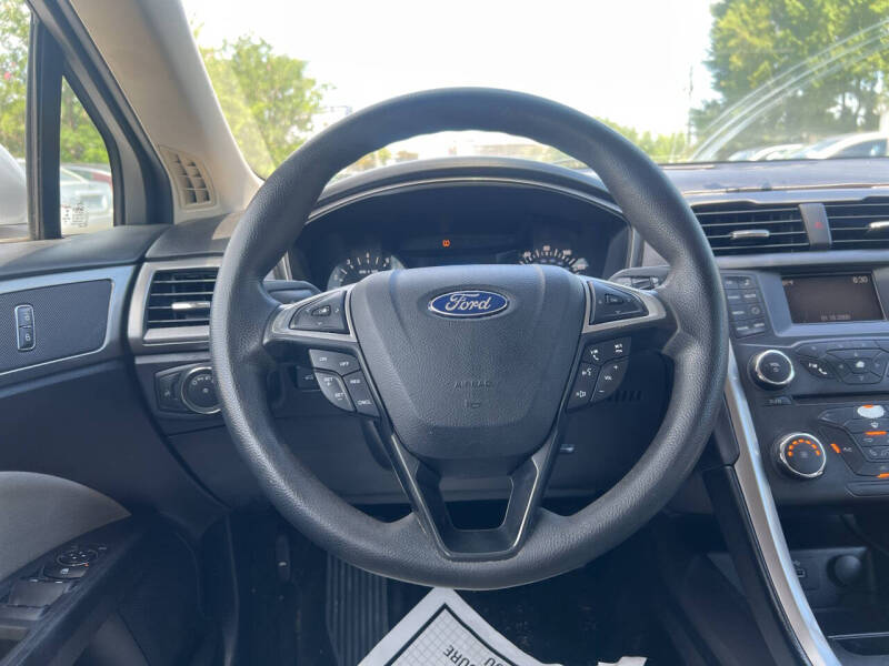 2017 Ford Fusion S