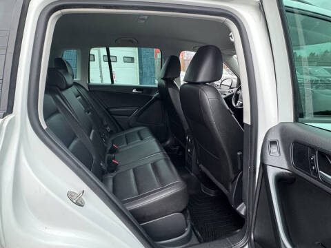 2015 Volkswagen Tiguan S 4Motion