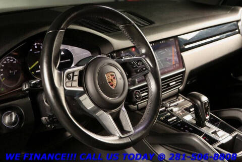 2019 Porsche Cayenne E-Hybrid