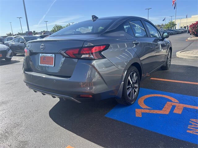 2025 Nissan Versa SV