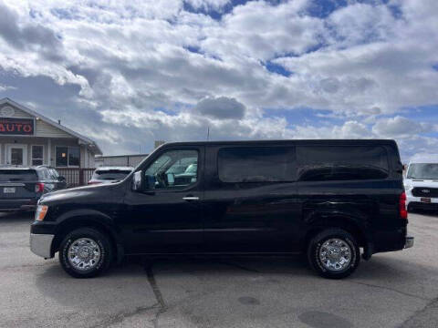 2017 Nissan NV 3500 HD SL