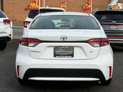 2022 Toyota Corolla LE