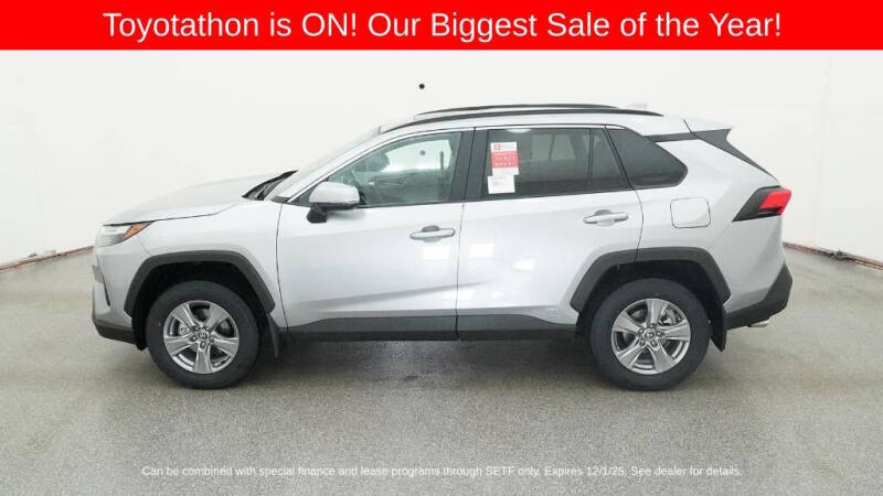 2025 Toyota RAV4 Hybrid XLE