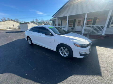 2019 Chevrolet Malibu for sale at CRS Auto & Trailer Sales Inc in Clay City KY