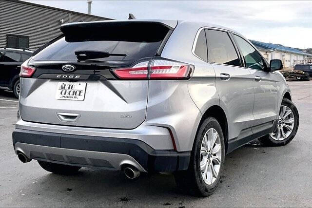 2022 Ford Edge Titanium