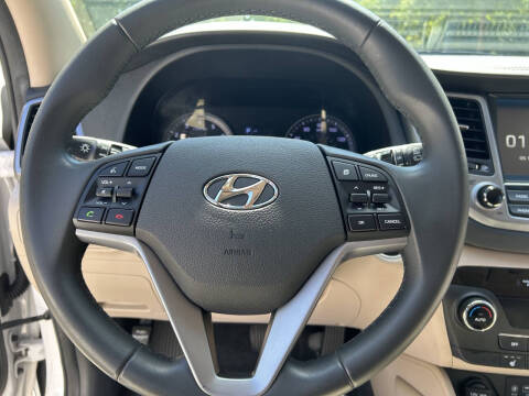 2017 Hyundai Tucson SE Plus