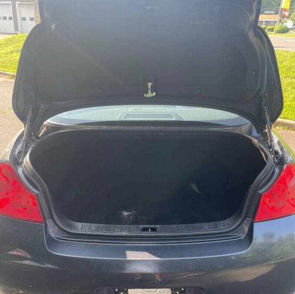 2009 Infiniti G37 Sedan x