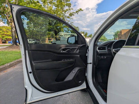 2020 GMC Acadia SLT