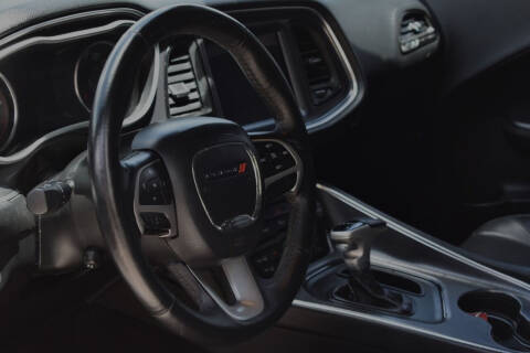 2018 Dodge Challenger SXT Plus