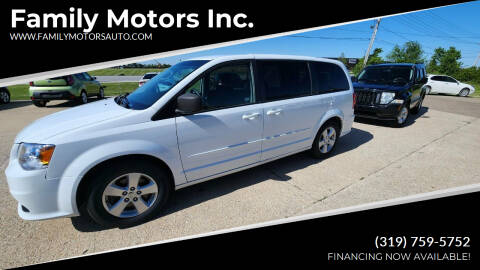 2017 Dodge Grand Caravan for sale at Family Motors Inc. in Burlington IA