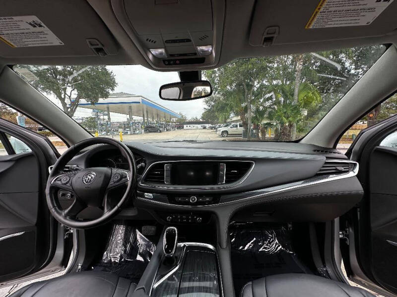 2018 Buick Enclave Essence