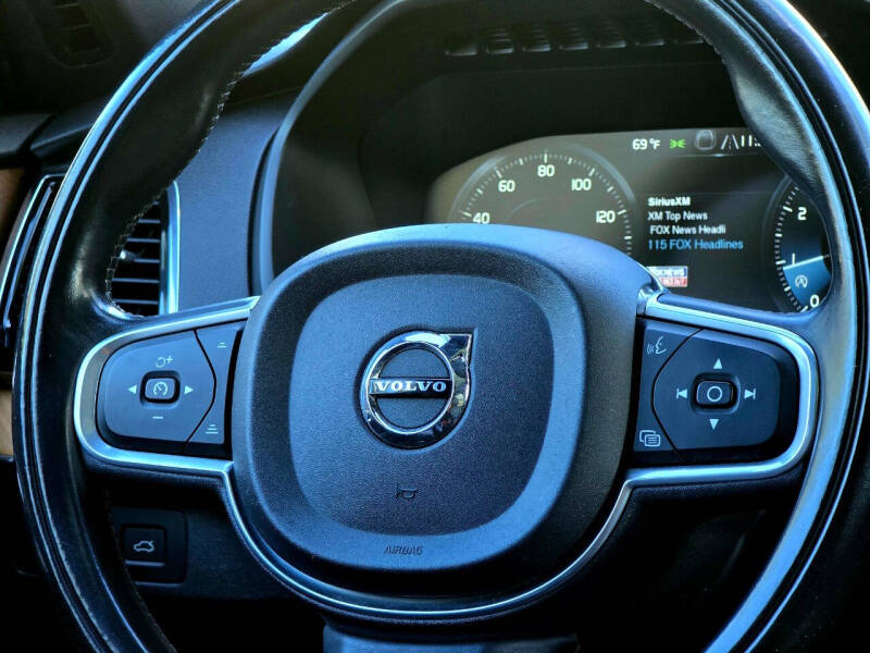 2017 Volvo XC90 T6 Inscription